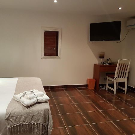 Orquidea Guesthouse Spa & Restaurant Maputo Buitenkant foto